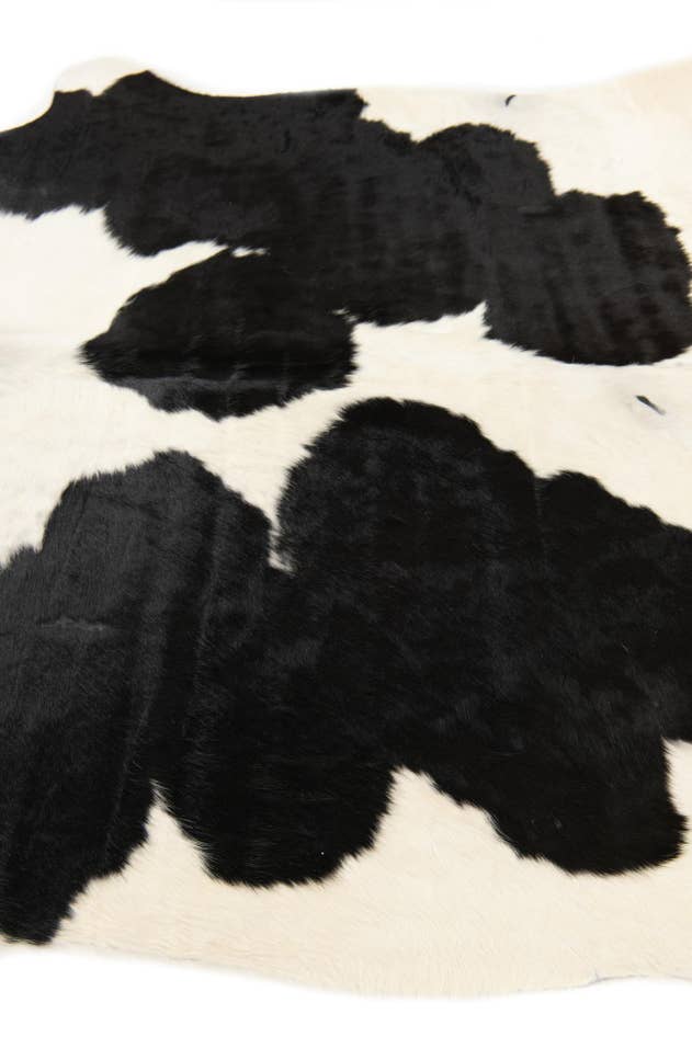 Detail image of 5' 6 x 6' 1 Cowhide Leather Rug