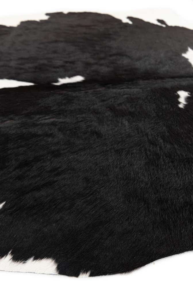 4' 8 x 5' 9 Cowhide Leather Rug