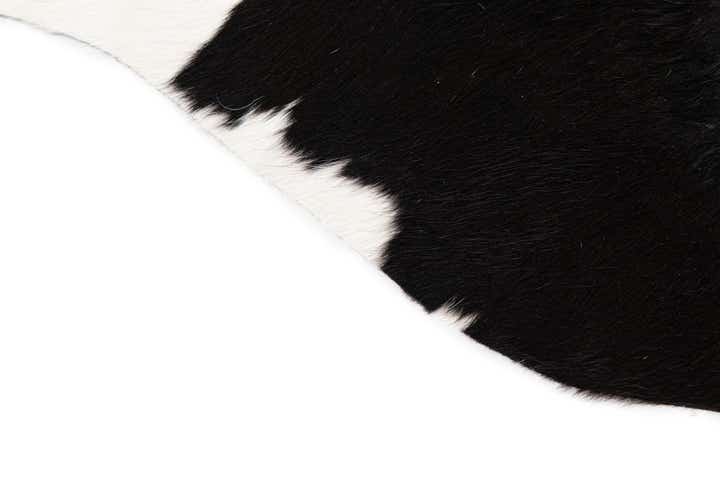 4' 8 x 5' 9 Cowhide Leather Rug