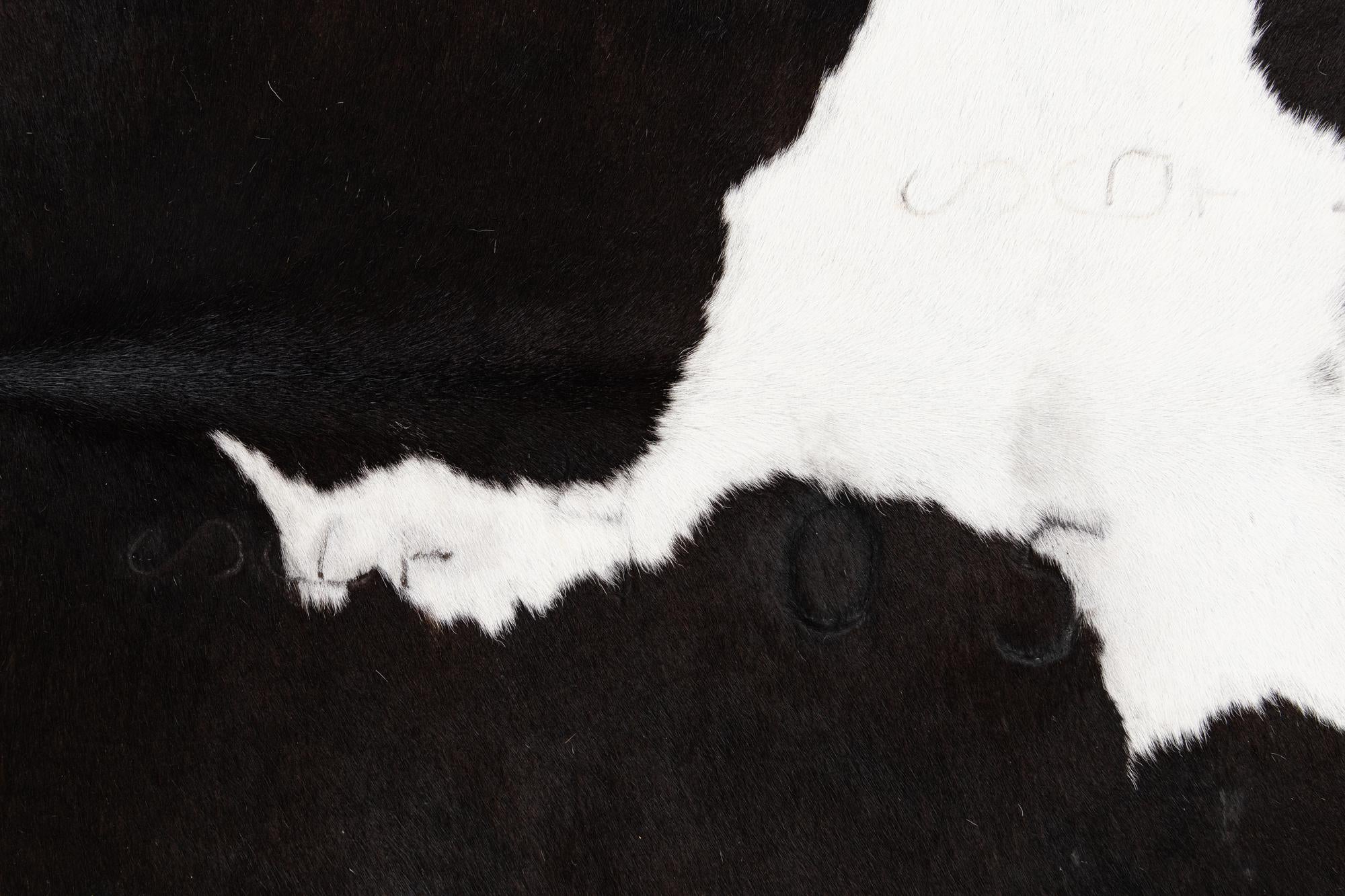 5' x 5' 9 Cowhide Leather Rug