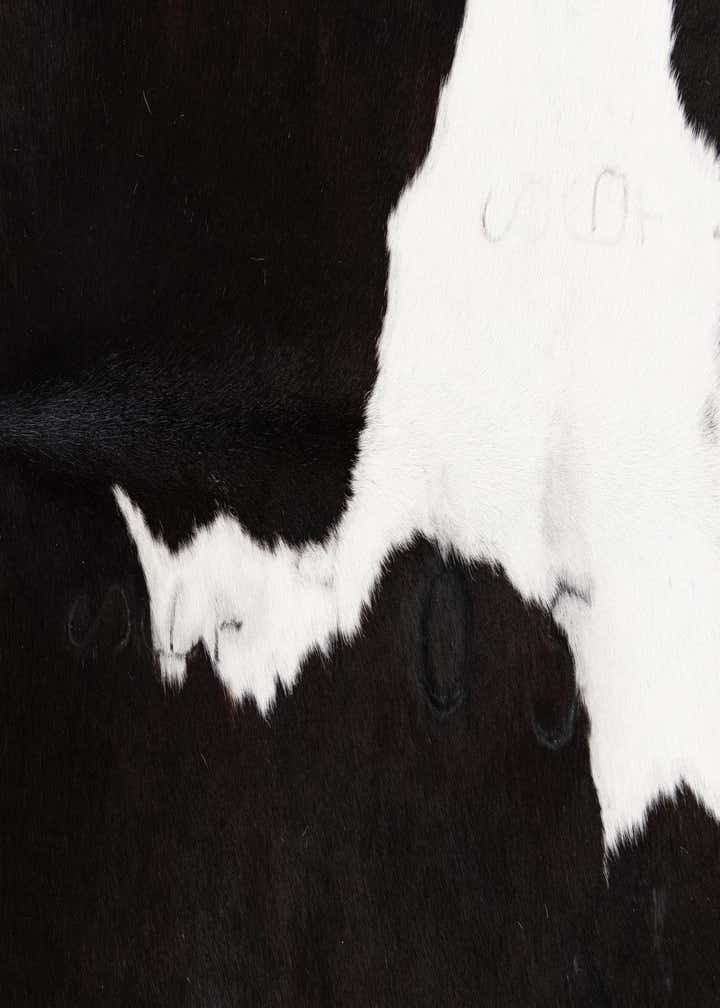 5' x 5' 9 Cowhide Leather Rug