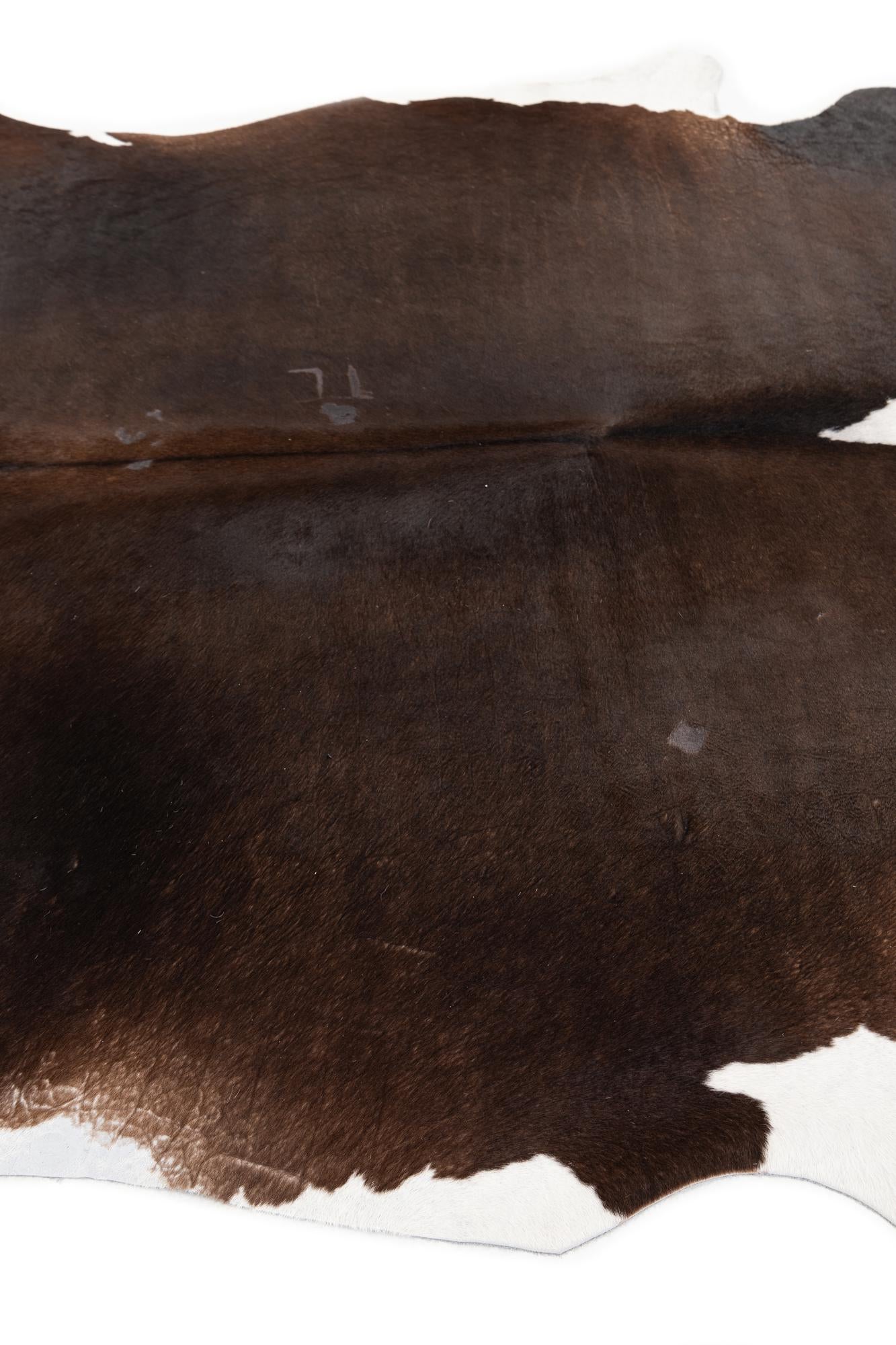 5' 1 x 6' 3 Cowhide Leather Rug