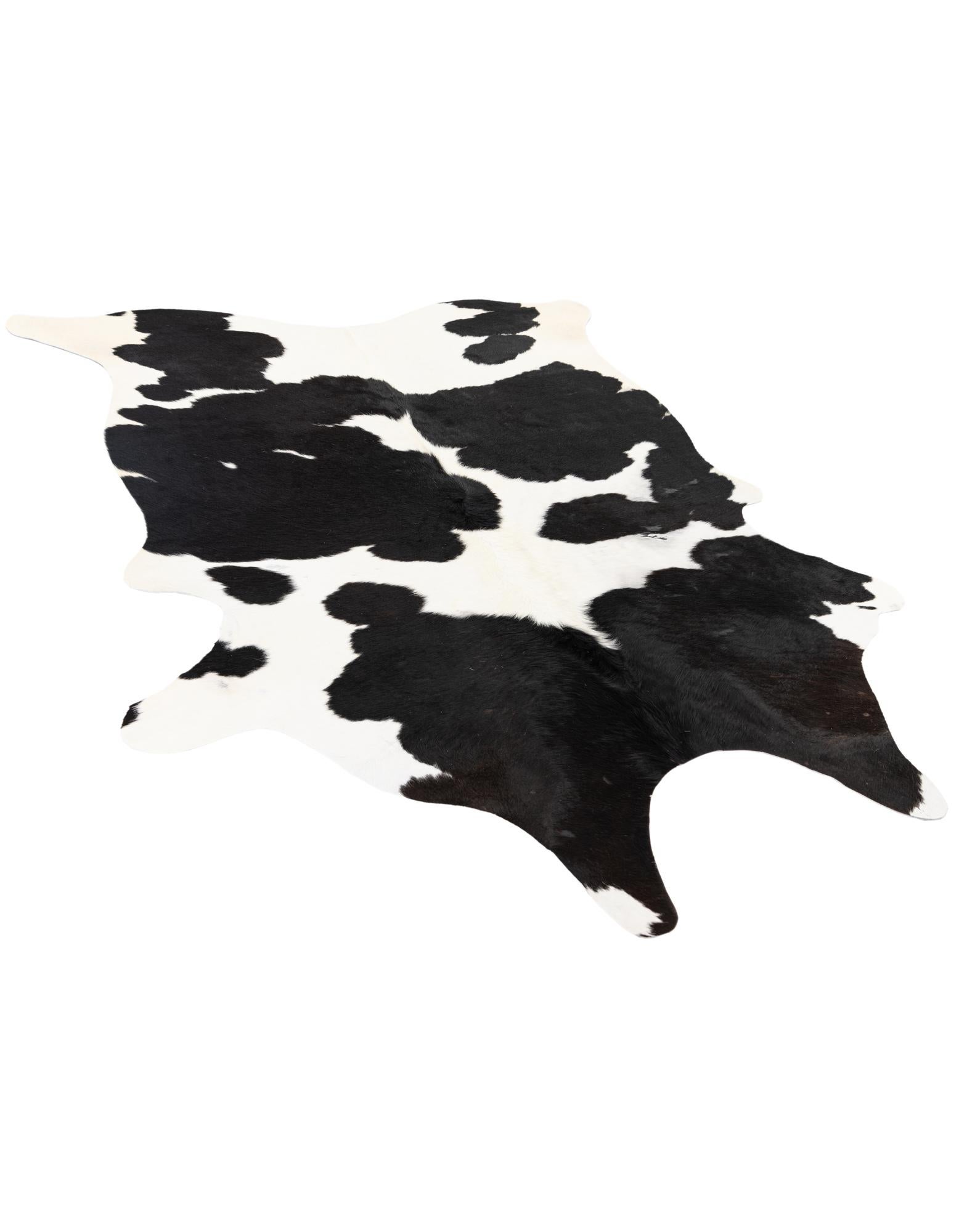 5' 2 x 6' 6 Cowhide Leather Rug