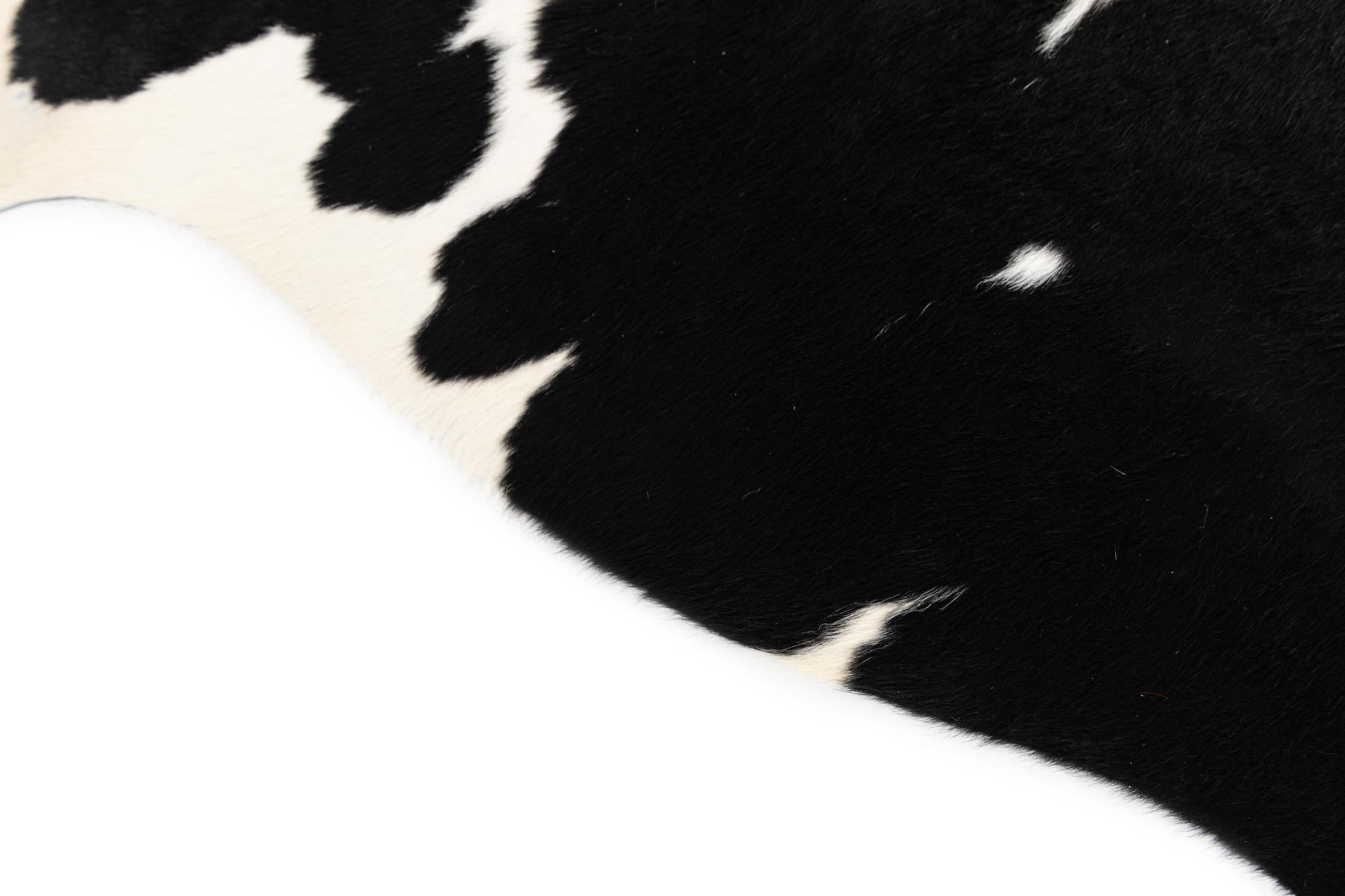 5' 2 x 6' 6 Cowhide Leather Rug