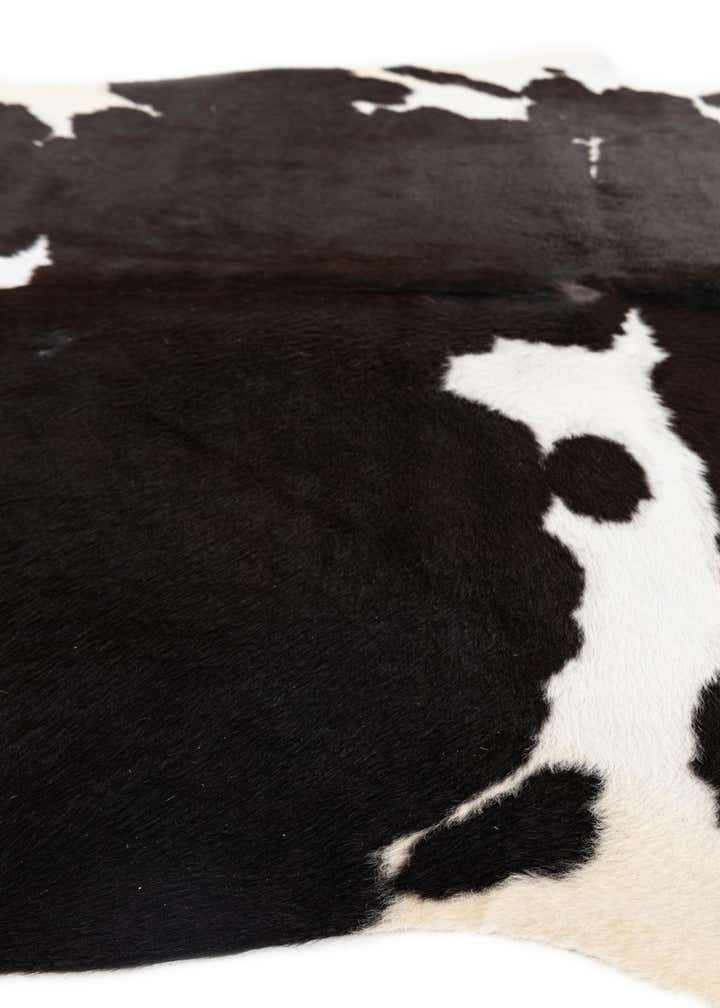 5' x 5' 7 Cowhide Leather Rug
