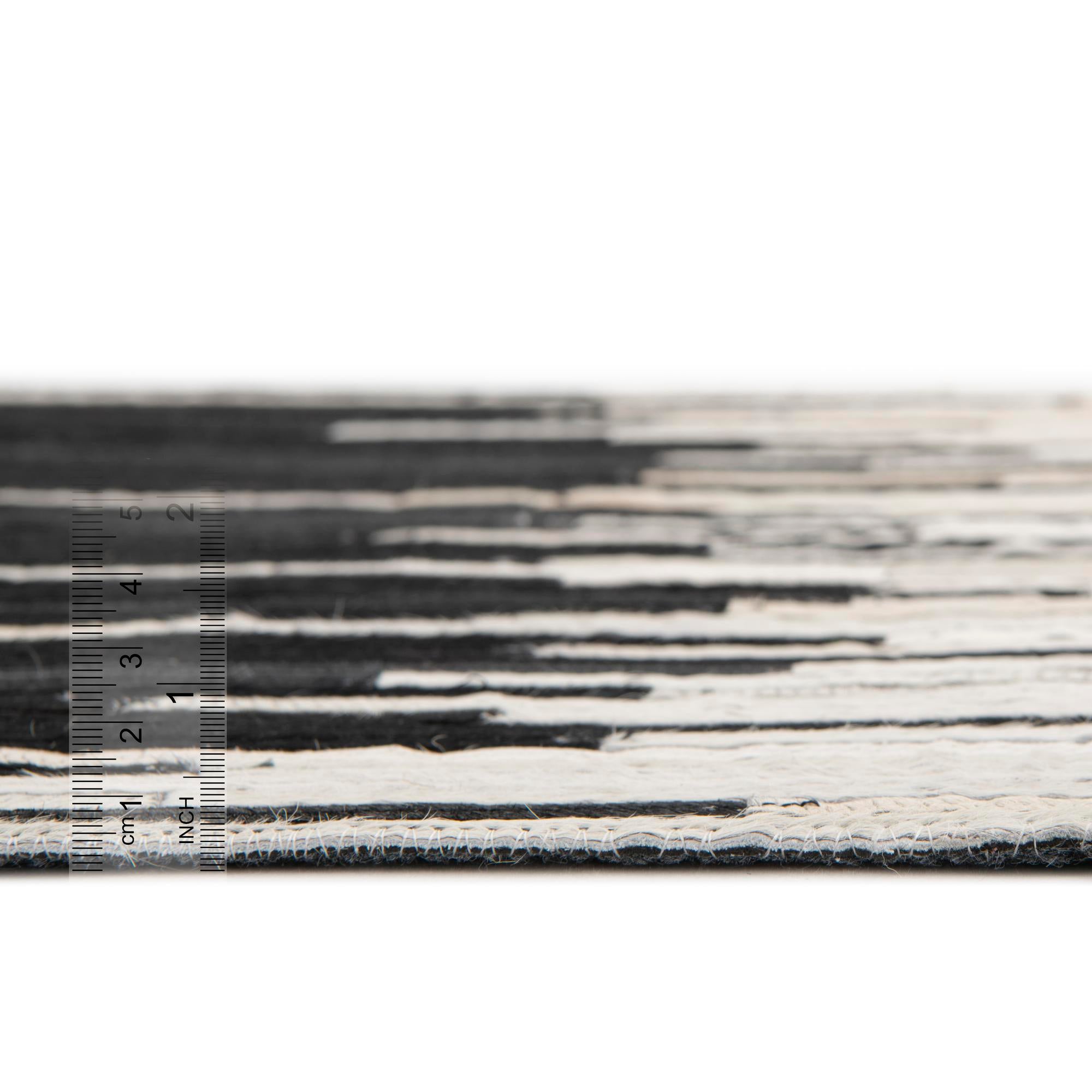 6' 1 x 9' Cowhide Leather Rug