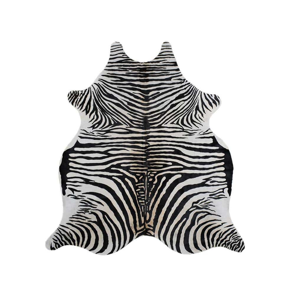5' 7 x 6' 3 Cowhide Leather Rug
