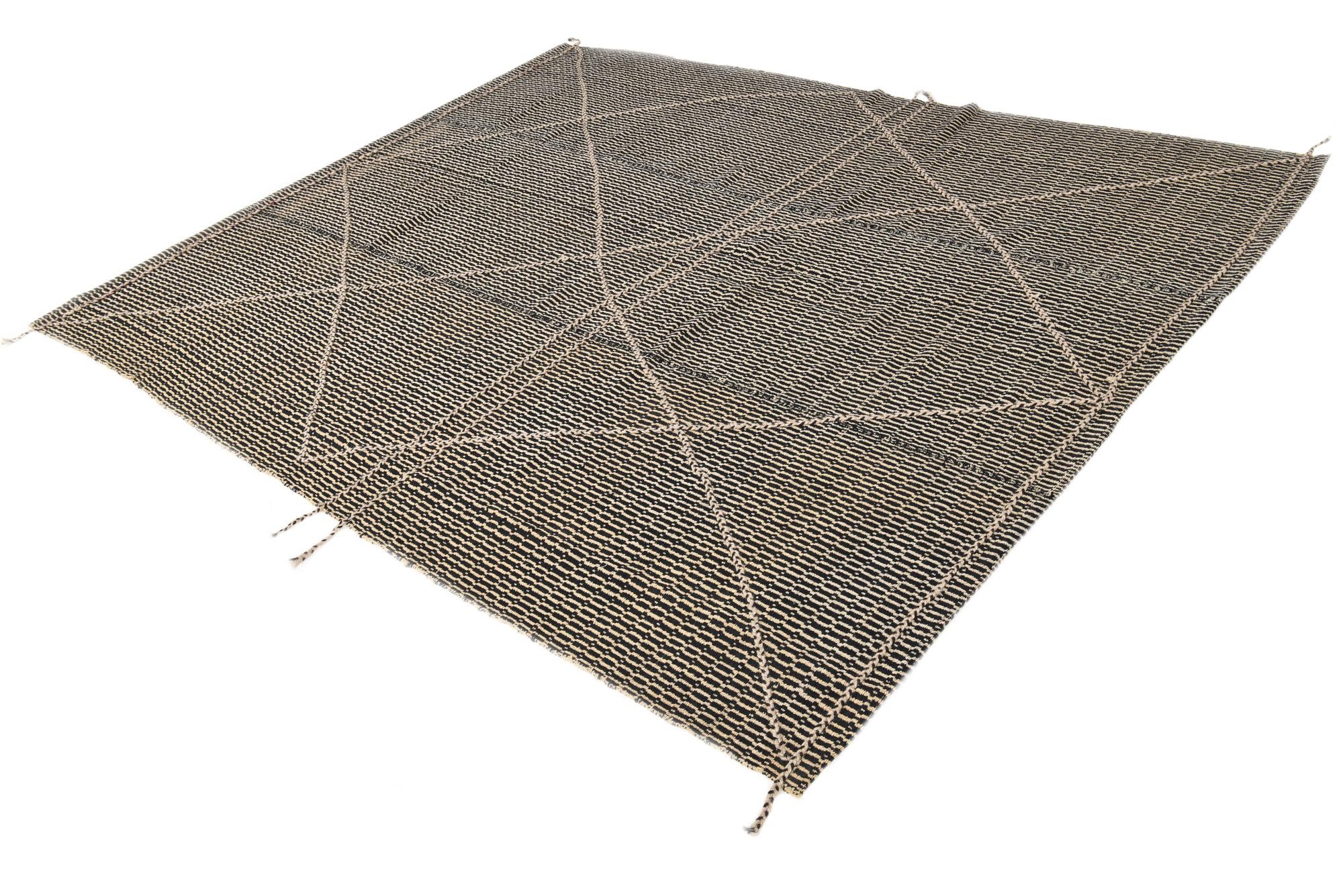 7' 8 x 9' 8 Hand Knotted Darya Wool Rug