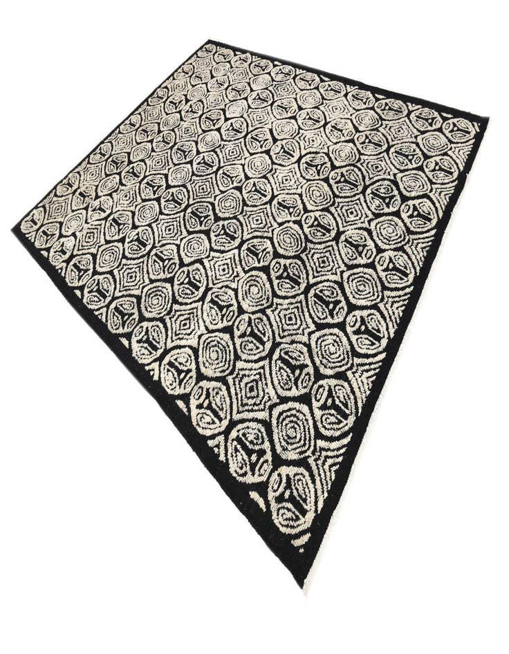 Detail image of 8' 2 x 10' 4  Hand Knotted Darya Wool Rug