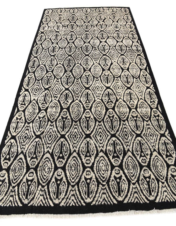 Detail image of 8' 2 x 10' 4  Hand Knotted Darya Wool Rug