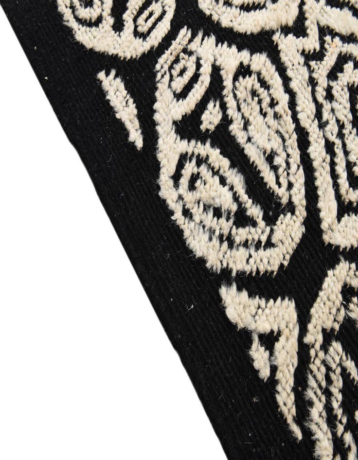 Detail image of 8' 2 x 10' 4  Hand Knotted Darya Wool Rug