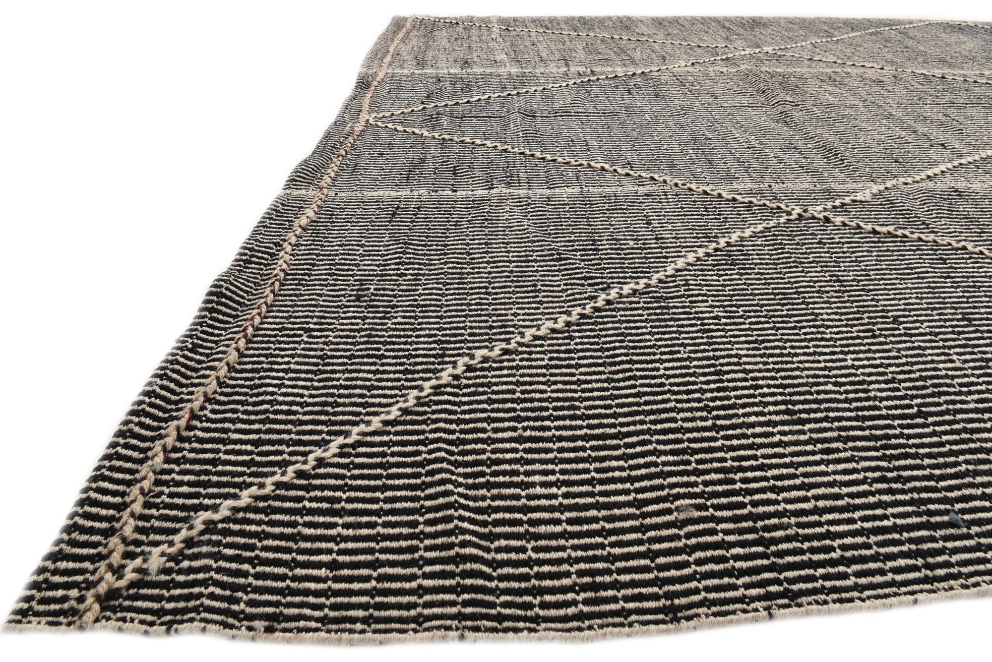 9' 5 x 12' Hand Knotted Darya Wool Rug