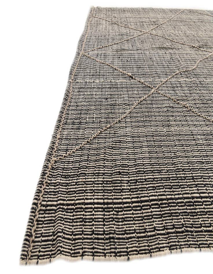 Detail image of 8' 9 x 11' 10  Hand Knotted Darya Wool Rug