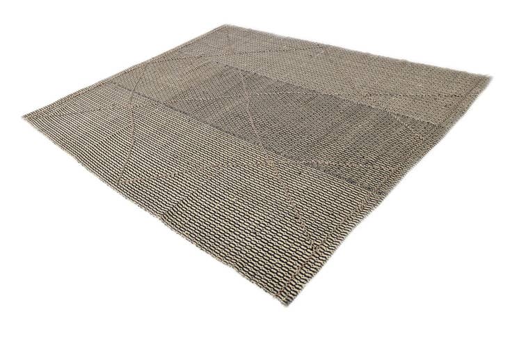 Detail image of 7' 10 x 9' 5 Hand Knotted Darya Wool Rug
