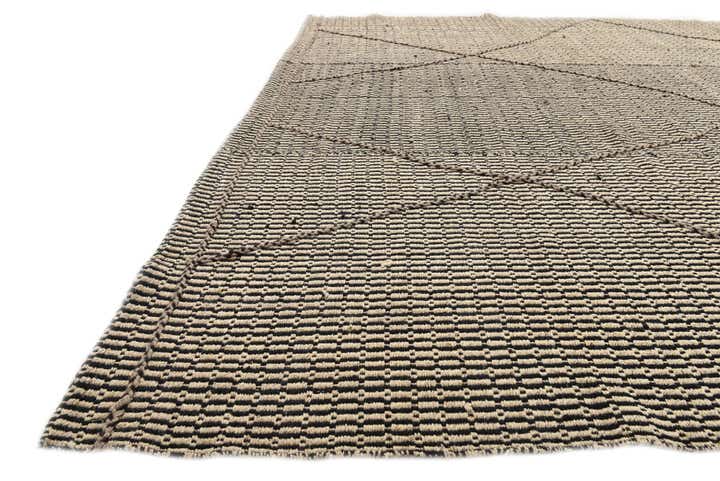 7' 10 x 9' 5 Hand Knotted Darya Wool Rug