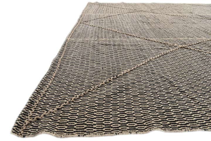9' 9 x 14' 3 Hand Knotted Darya Wool Rug
