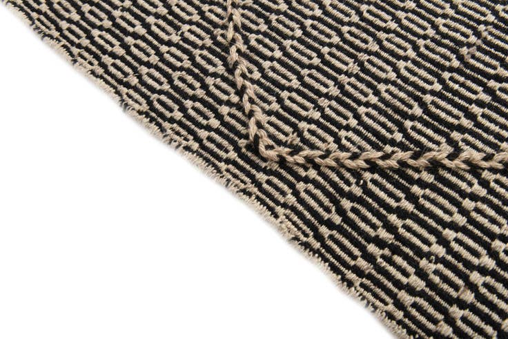 Detail image of 9' 9 x 14' 3 Hand Knotted Darya Wool Rug