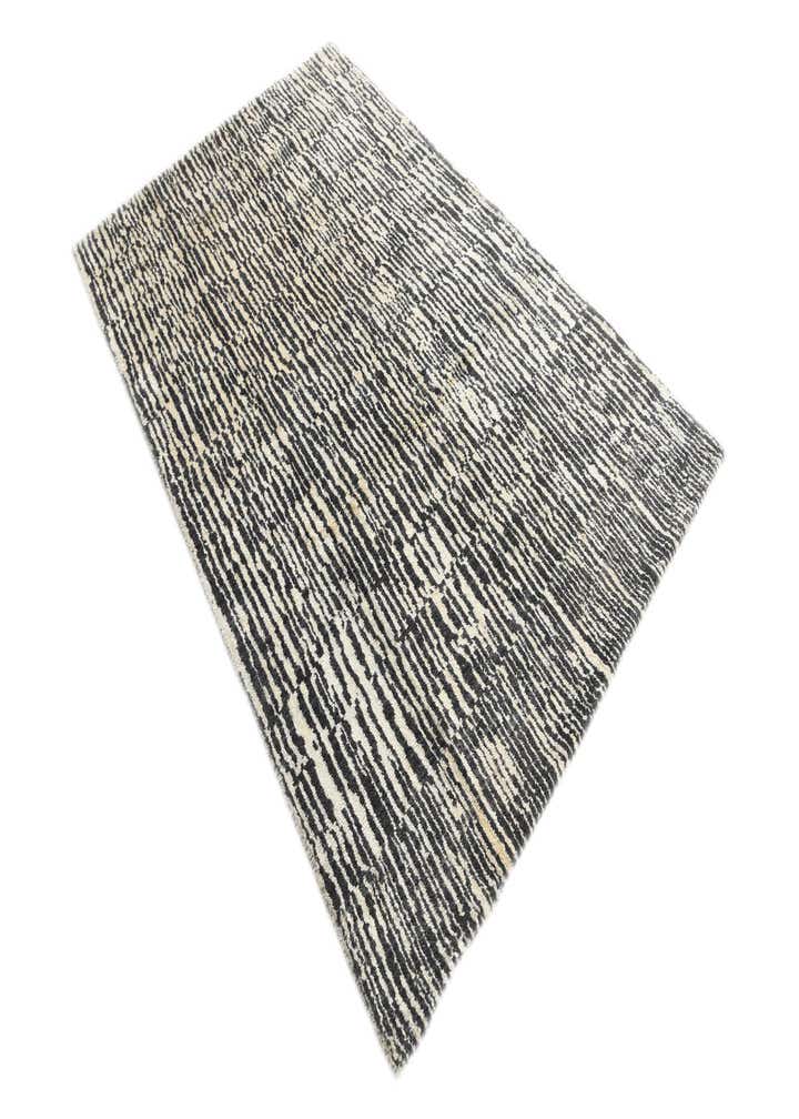 5' x 7' 9 Hand Knotted Darya Wool Rug