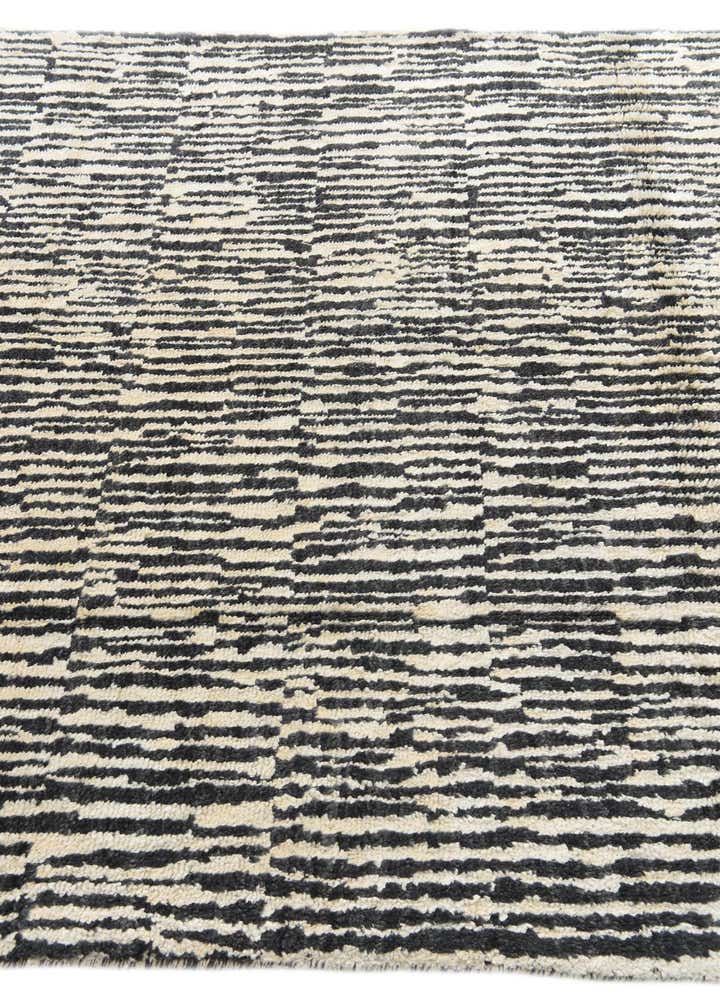 5' x 7' 9 Hand Knotted Darya Wool Rug