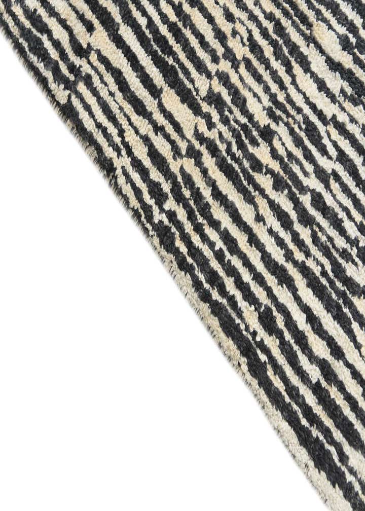 5' x 7' 9 Hand Knotted Darya Wool Rug