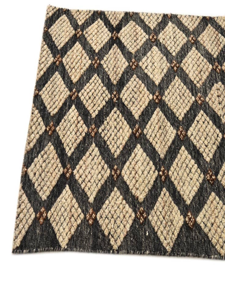 Detail image of 3' 8 x 5' 9  Hand Knotted Darya Wool Rug