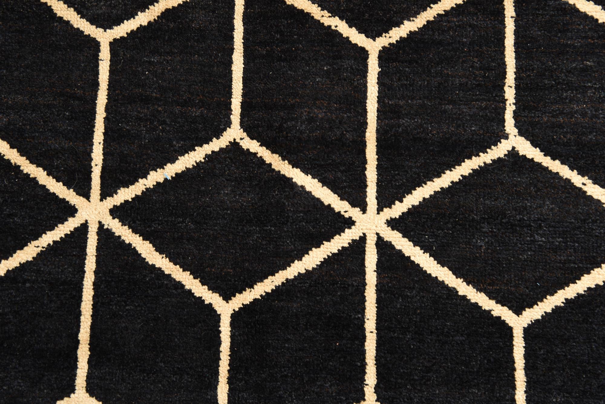 6' 7 x 9' 9 Hand Knotted Darya Wool Rug