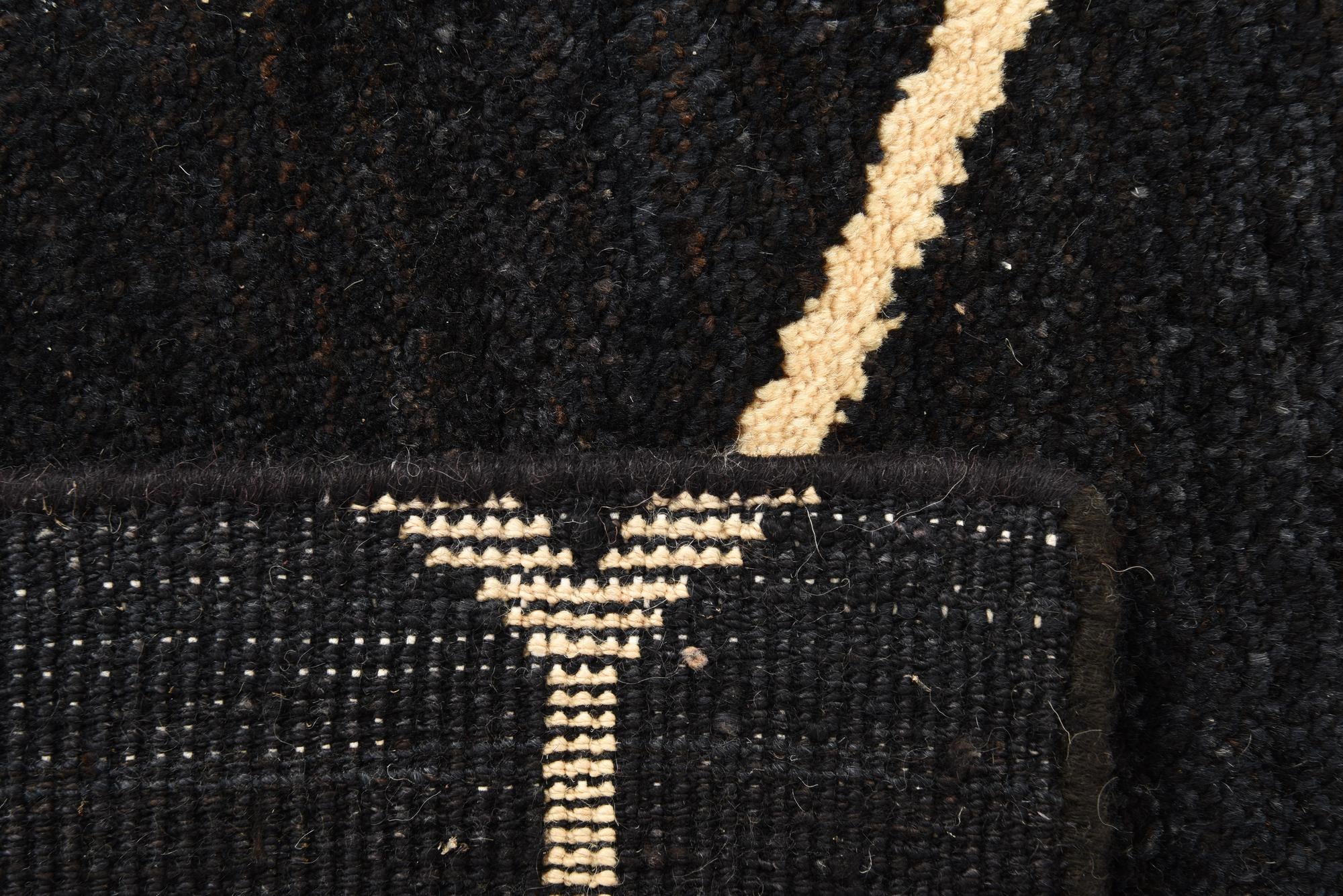 6' 7 x 9' 9 Hand Knotted Darya Wool Rug