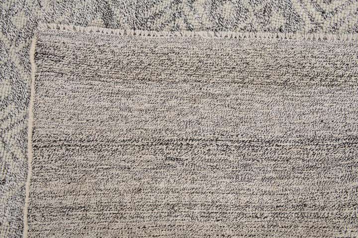 8' 2 x 10' Hand Knotted Darya Wool Rug