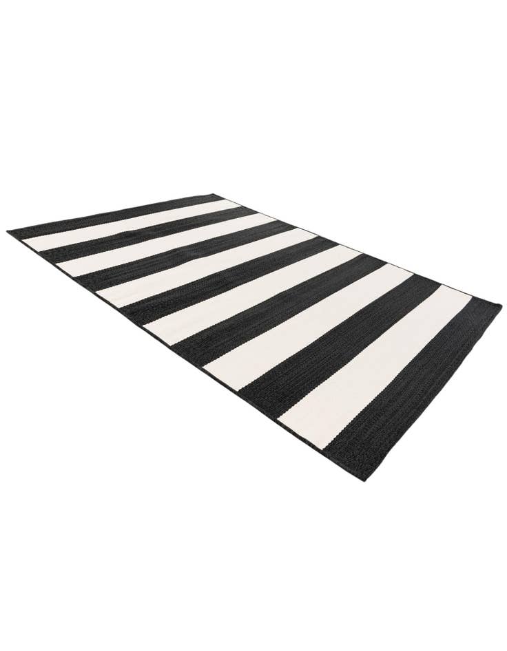 Detail image of 5' 1 x 7' Easy-Clean Eco Verse Washable Indoor / Outdoor Rug