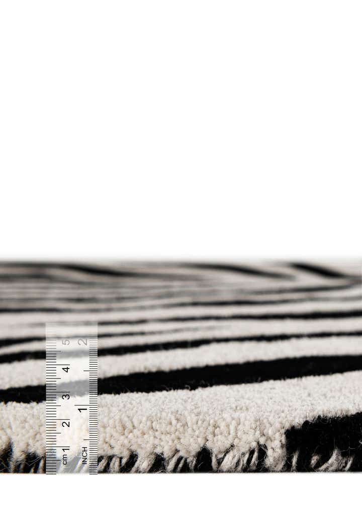 4' 1 x 6' 1 Hand Tufted Safari Wool Rug