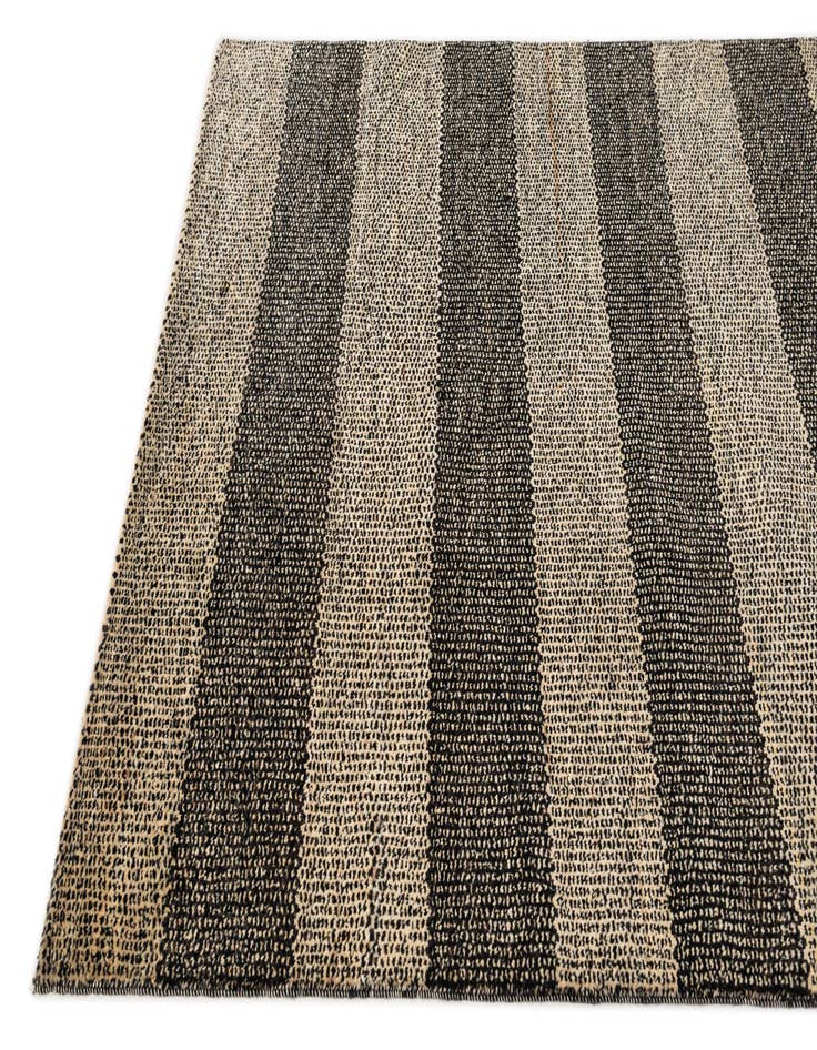 Detail image of 4' 7 x 6' 8 Hand Knotted Kashkuli Gabbeh Rug
