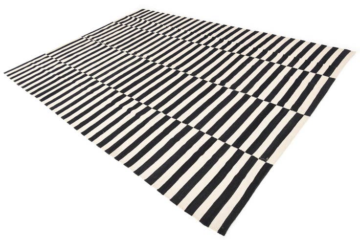 Detail image of 8' 2 x 11' 3 Hand Woven Kilim Modern Wool Rug