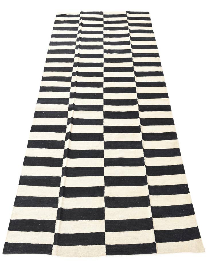 Detail image of 5' 7 x 7' 10  Hand Woven Kilim Modern Wool Rug