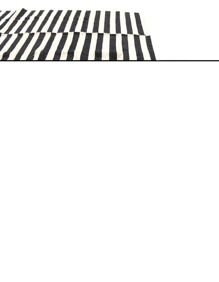 Detail image of 5' 10 x 7' 8  Hand Woven Kilim Modern Wool Rug