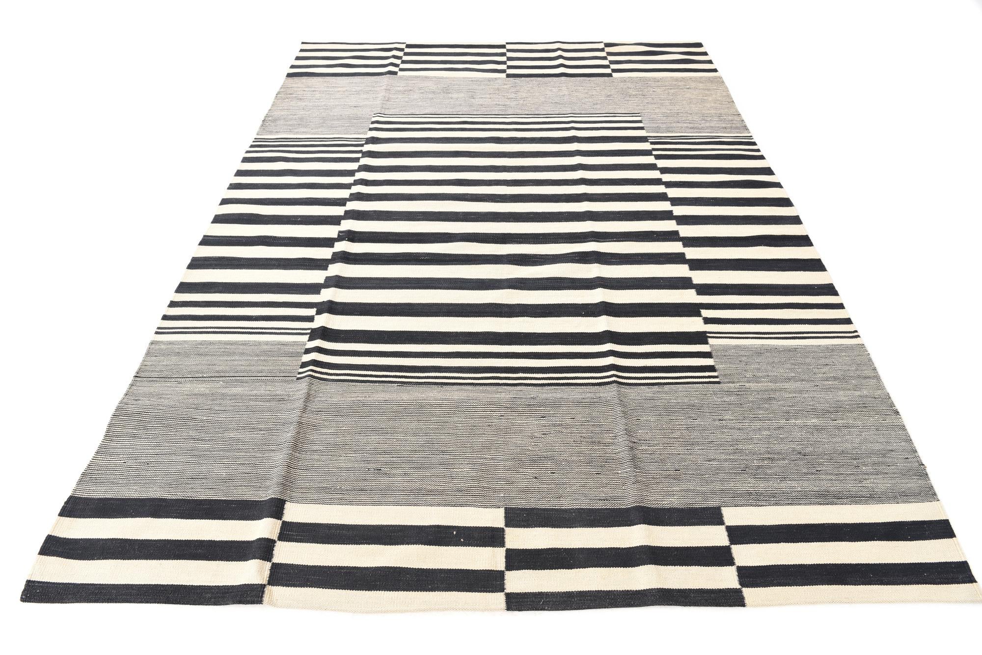 6' 10 x 9' 8 Hand Woven Kilim Modern Wool Rug