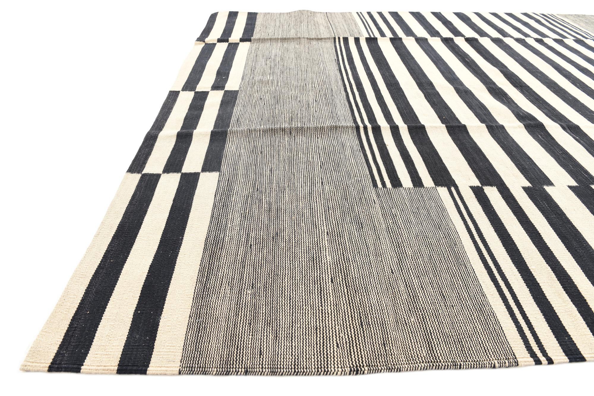 6' 10 x 9' 8 Hand Woven Kilim Modern Wool Rug