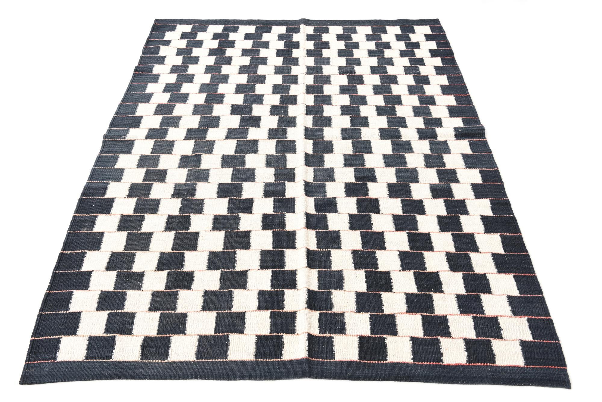 4' 5 x 5' 10 Hand Woven Kilim Modern Wool Rug