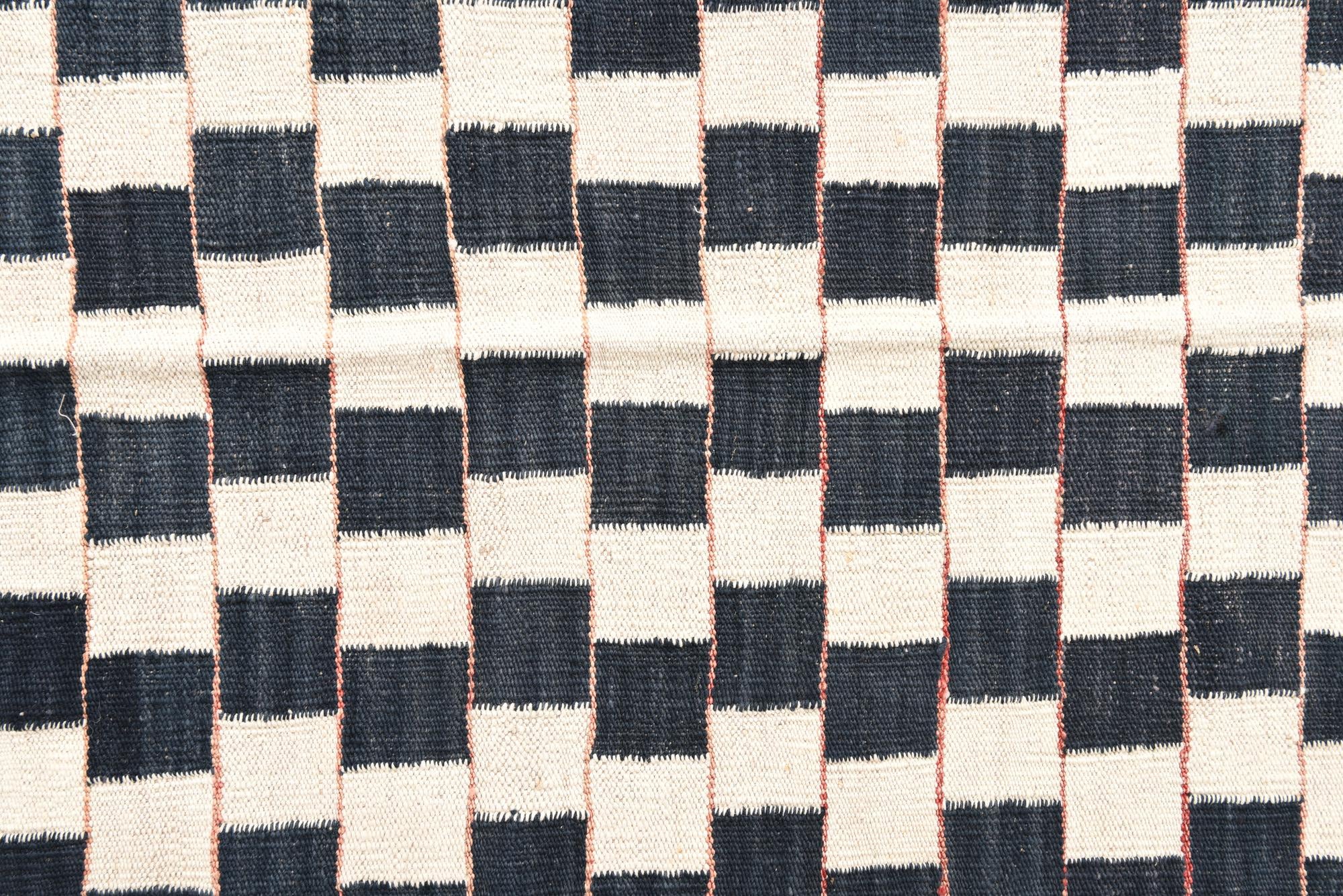 4' 5 x 5' 10 Hand Woven Kilim Modern Wool Rug