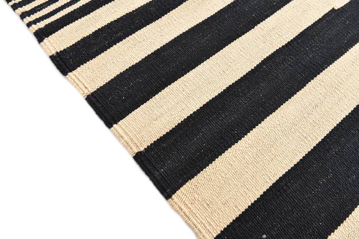 Detail image of 7' x 9' 9 Hand Woven Kilim Modern Wool Rug