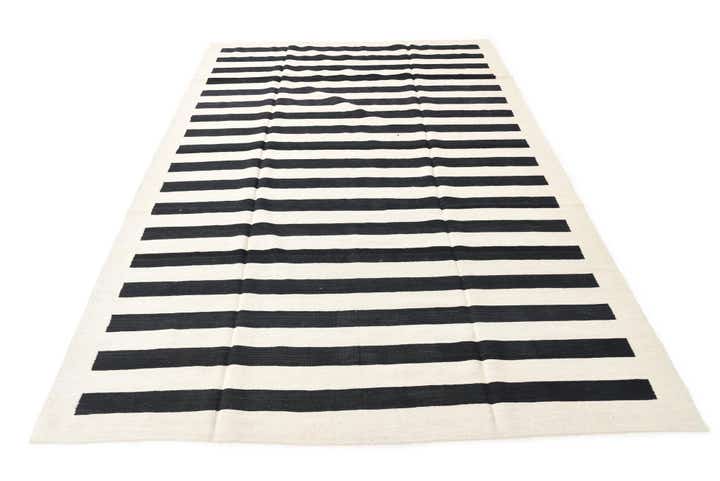 6' 7 x 9' 7 Hand Woven Kilim Modern Wool Rug