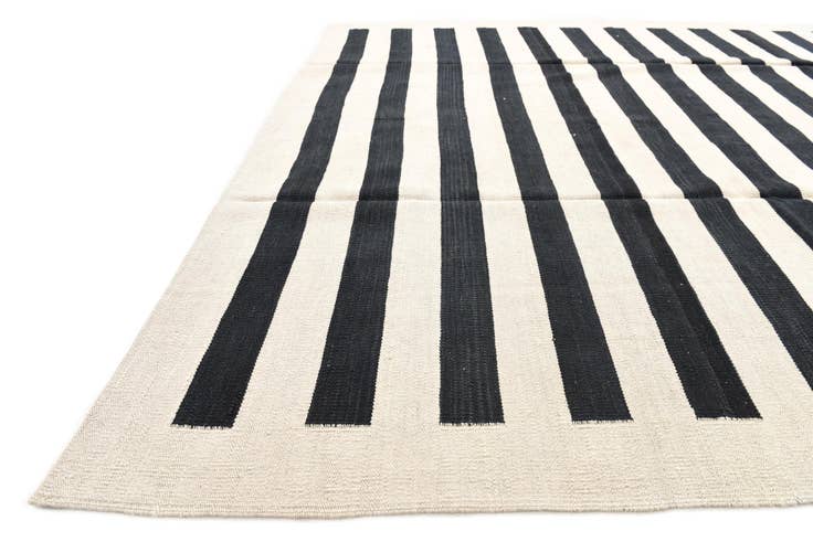 Detail image of 6' 7 x 9' 7 Hand Woven Kilim Modern Wool Rug
