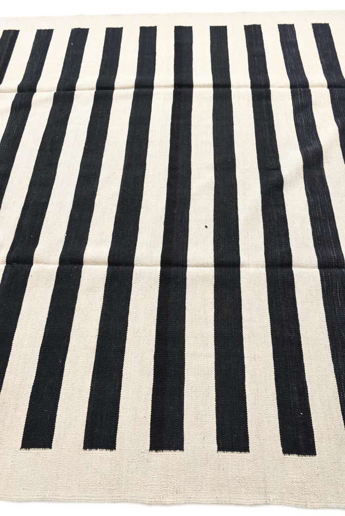 6' 7 x 9' 7 Hand Woven Kilim Modern Wool Rug