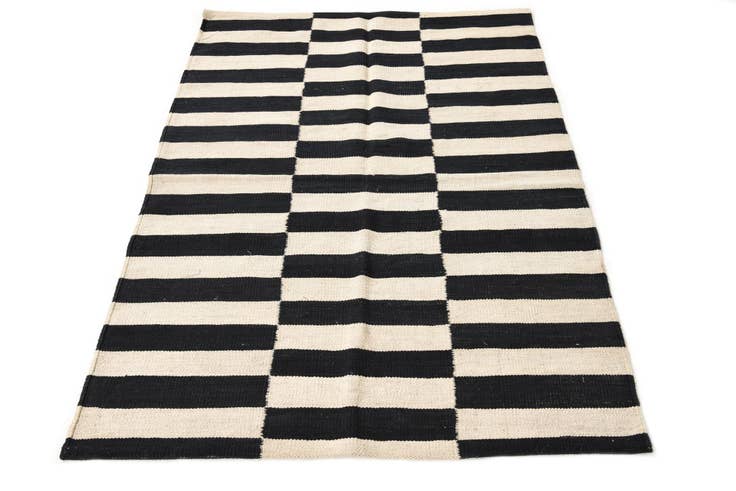 Detail image of 3' 4 x 4' 9 Hand Woven Kilim Modern Wool Rug