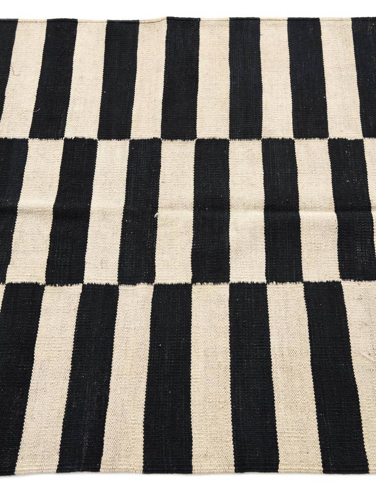 Detail image of 3' 4 x 4' 9  Hand Woven Kilim Modern Wool Rug