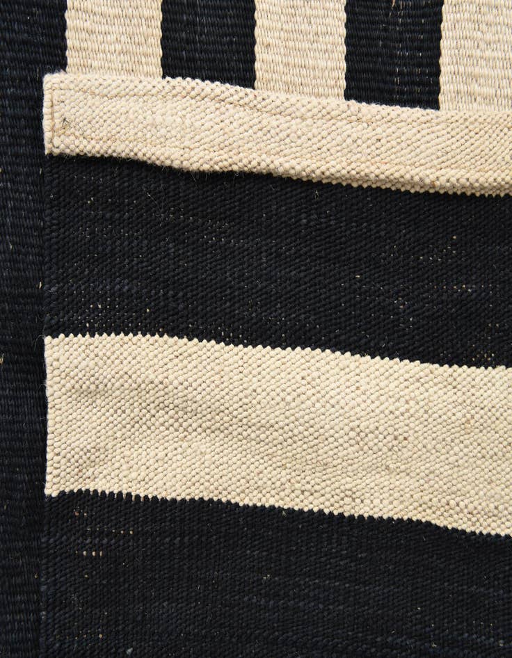 Detail image of 3' 4 x 4' 9  Hand Woven Kilim Modern Wool Rug