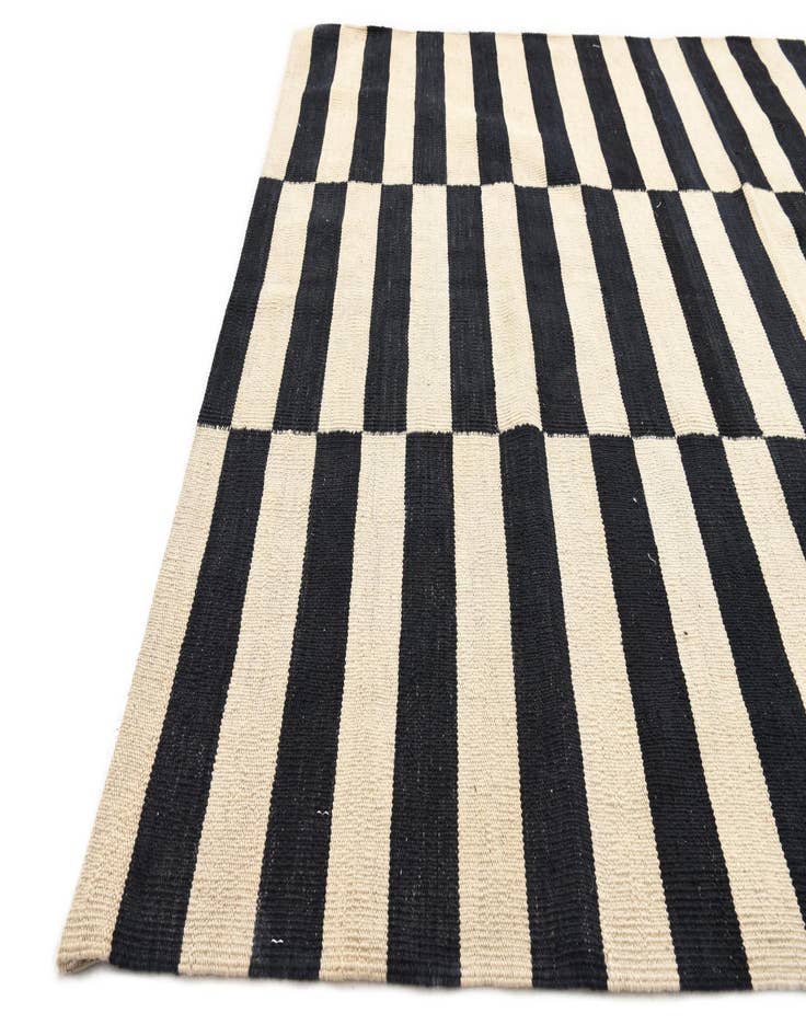 Detail image of 4' 2 x 6' 1  Hand Woven Kilim Modern Wool Rug