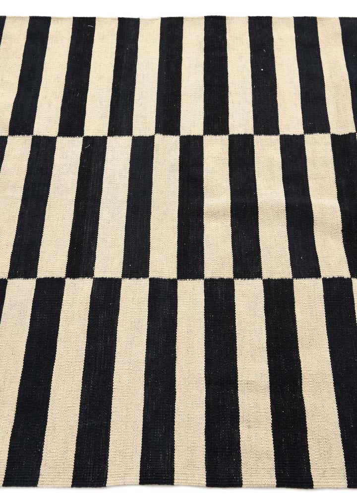 4' 2 x 6' 1 Hand Woven Kilim Modern Wool Rug