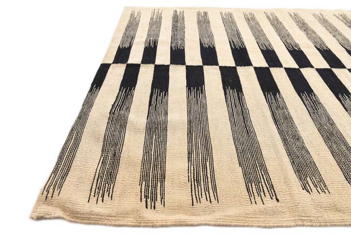 4' 2 x 6' Hand Woven Kilim Modern Wool Rug