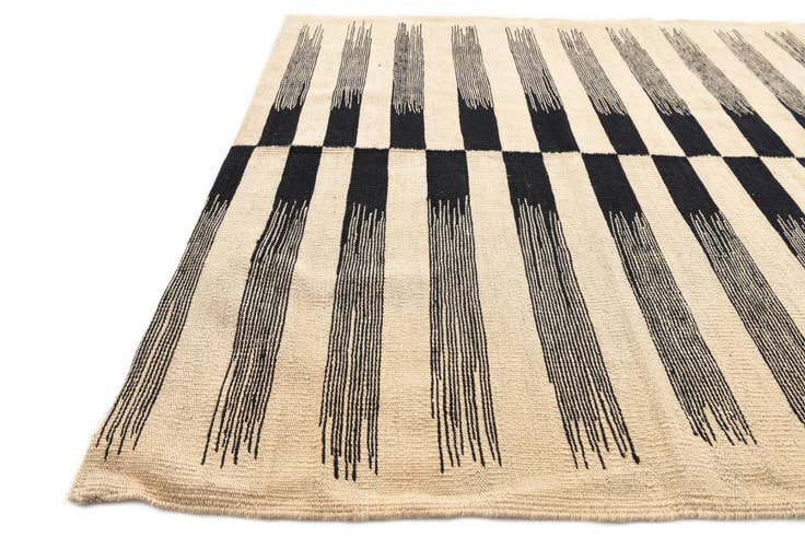 Detail image of 4' 2 x 6' Hand Woven Kilim Modern Wool Rug