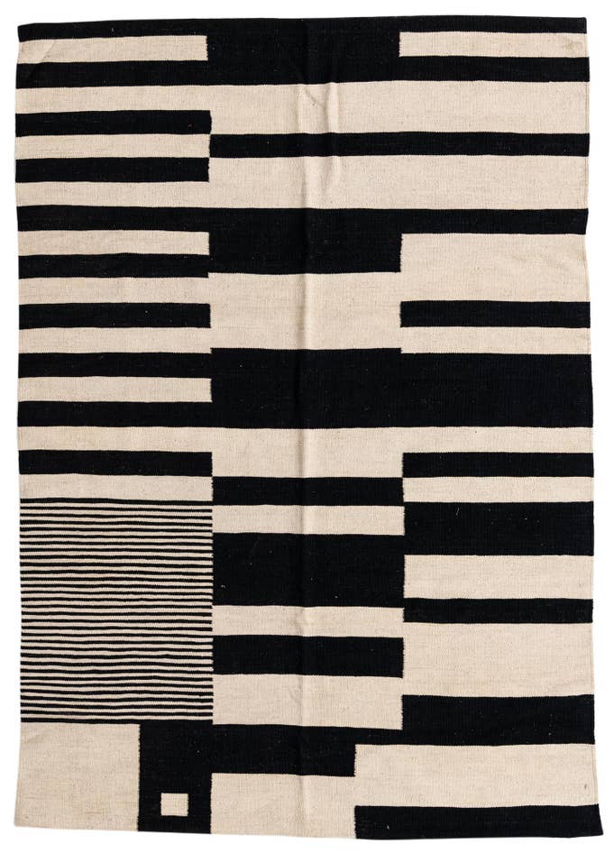 Detail image of 5' x 7' Hand Woven Kilim Modern Wool Rug